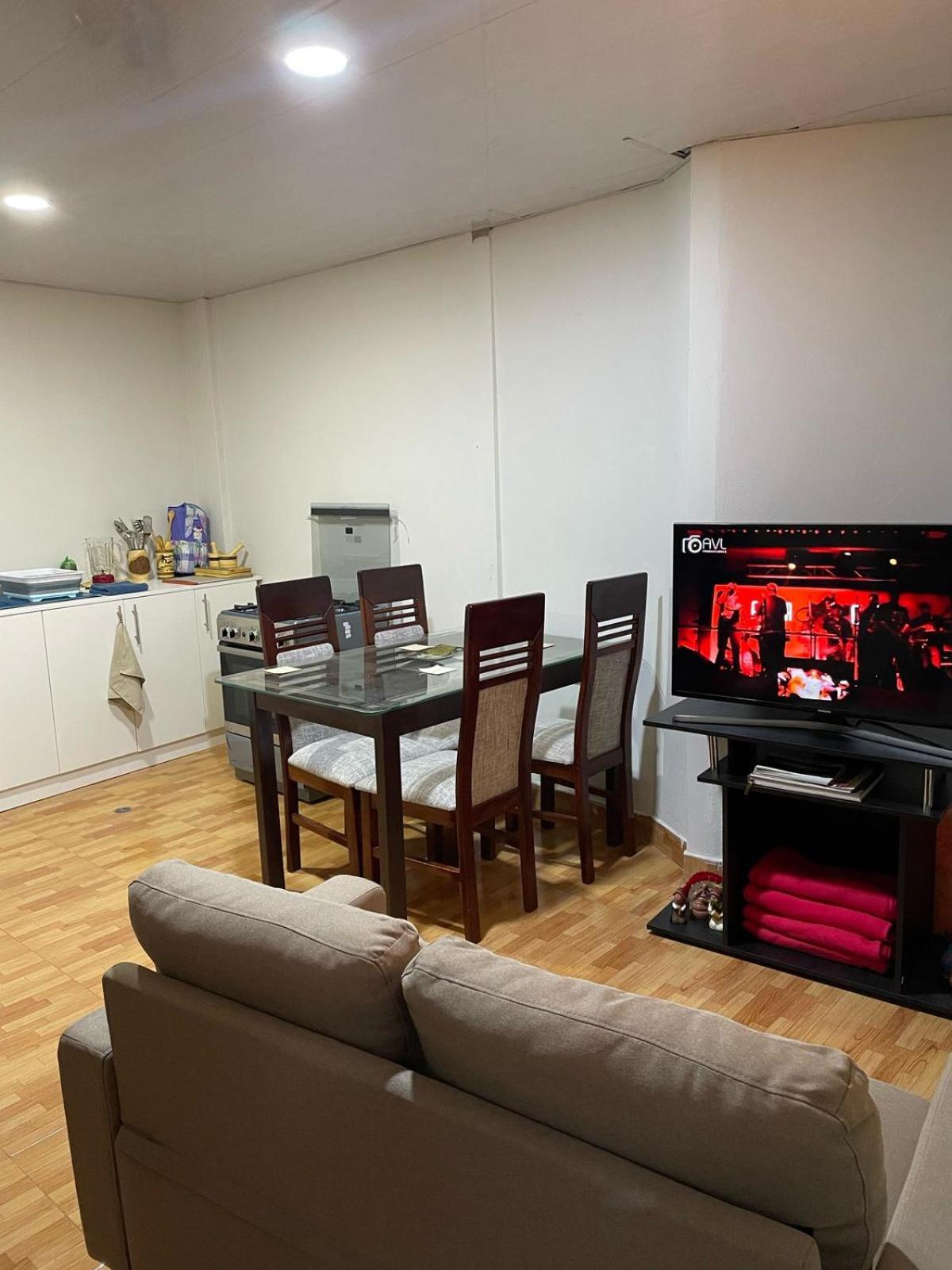 Minidepartamento De 3 Pisos, Completo Y Comodo Apartamento Cusco